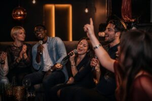 découvrez le meilleur karaoké à caen pour une soirée réussie entre amis ou en famille. ambiance conviviale, large choix de chansons et moments inoubliables garantis !